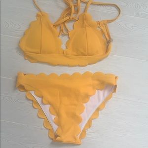 Scalloped bikini